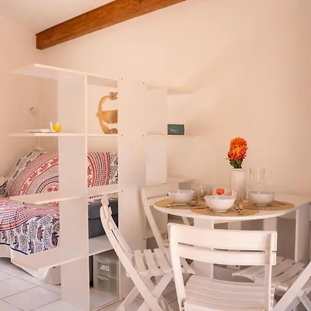 Apartment T2 Cosy Avec Terrasse A *