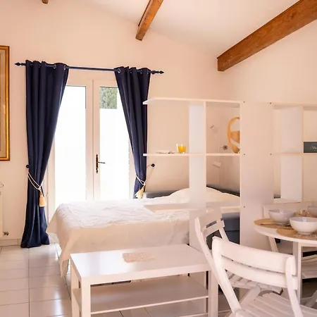 T2 Cosy Avec Terrasse A Apartment Sanary-sur-Mer