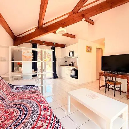 Apartment T2 Cosy Avec Terrasse A *